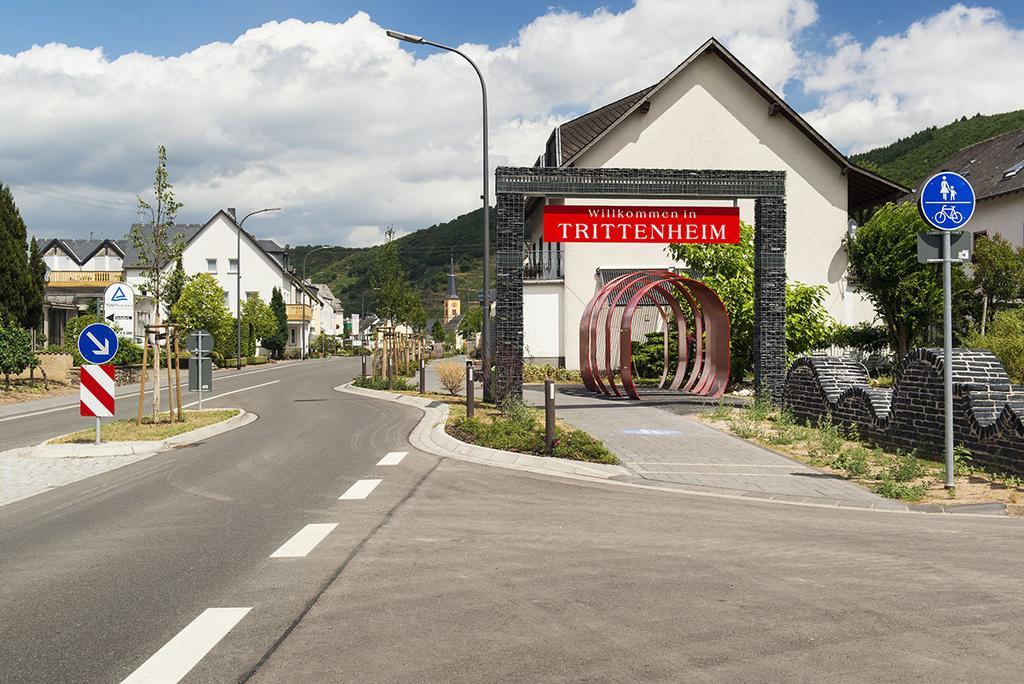 Weingut & Gaestehaus Edwin Hoffmann Trittenheim Dış mekan fotoğraf